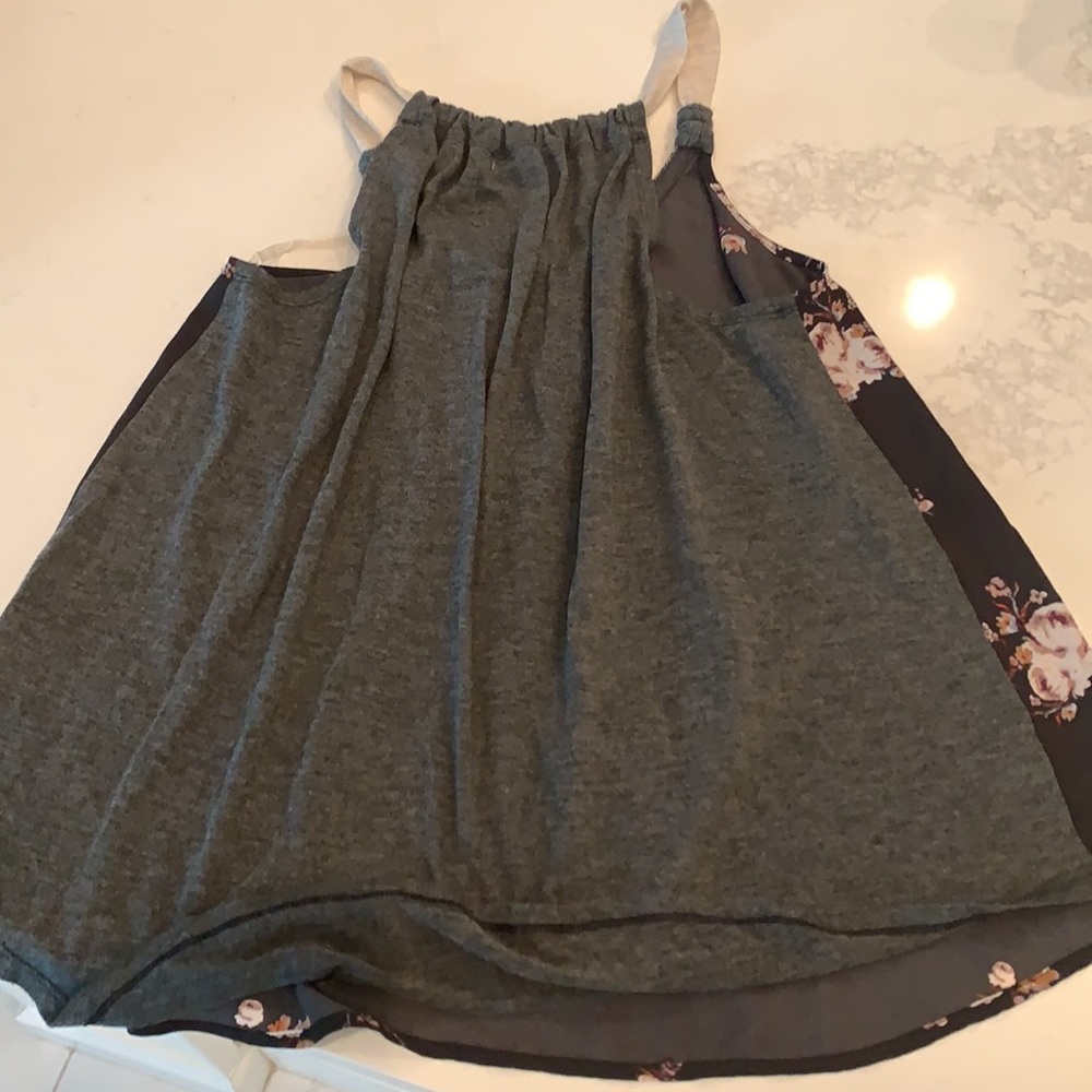 Top - Picture 3 of 3